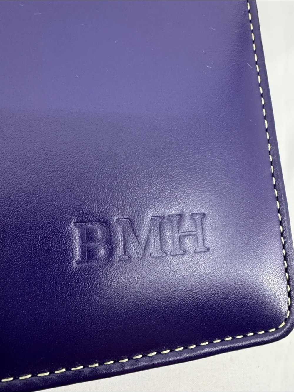 Levenger Leather Executive Zip Letter Portfolio Binder in Violet, BMH initials